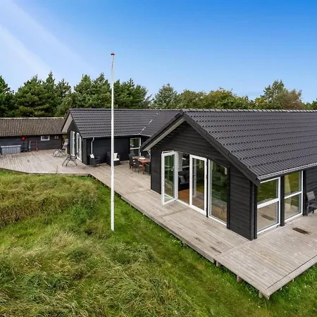 Holiday Christl - 1km From The Sea In Western Jutland By Interhome *