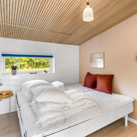 Holiday Christl - 1km From The Sea In Western Jutland By Interhome