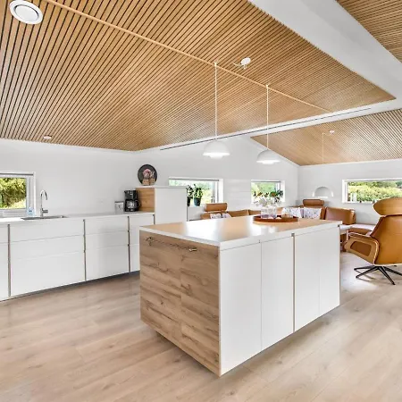 Holiday Christl - 1km From The Sea In Western Jutland By Interhome